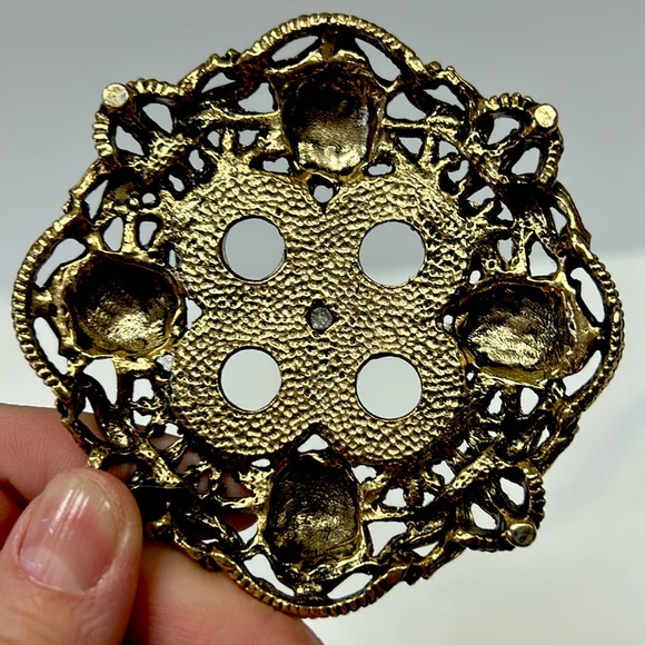 - Retro Hollywood regency style filigree gold tone metal 4 tube lipstick h… - Picture 3 of 5